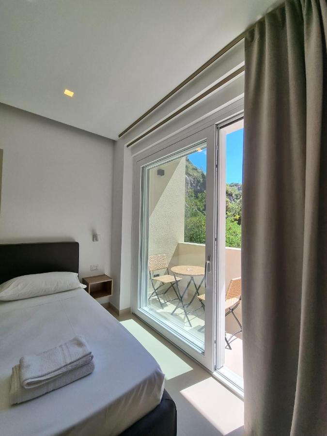 Marea Retreat Rooms Marina di Camerota Extérieur photo